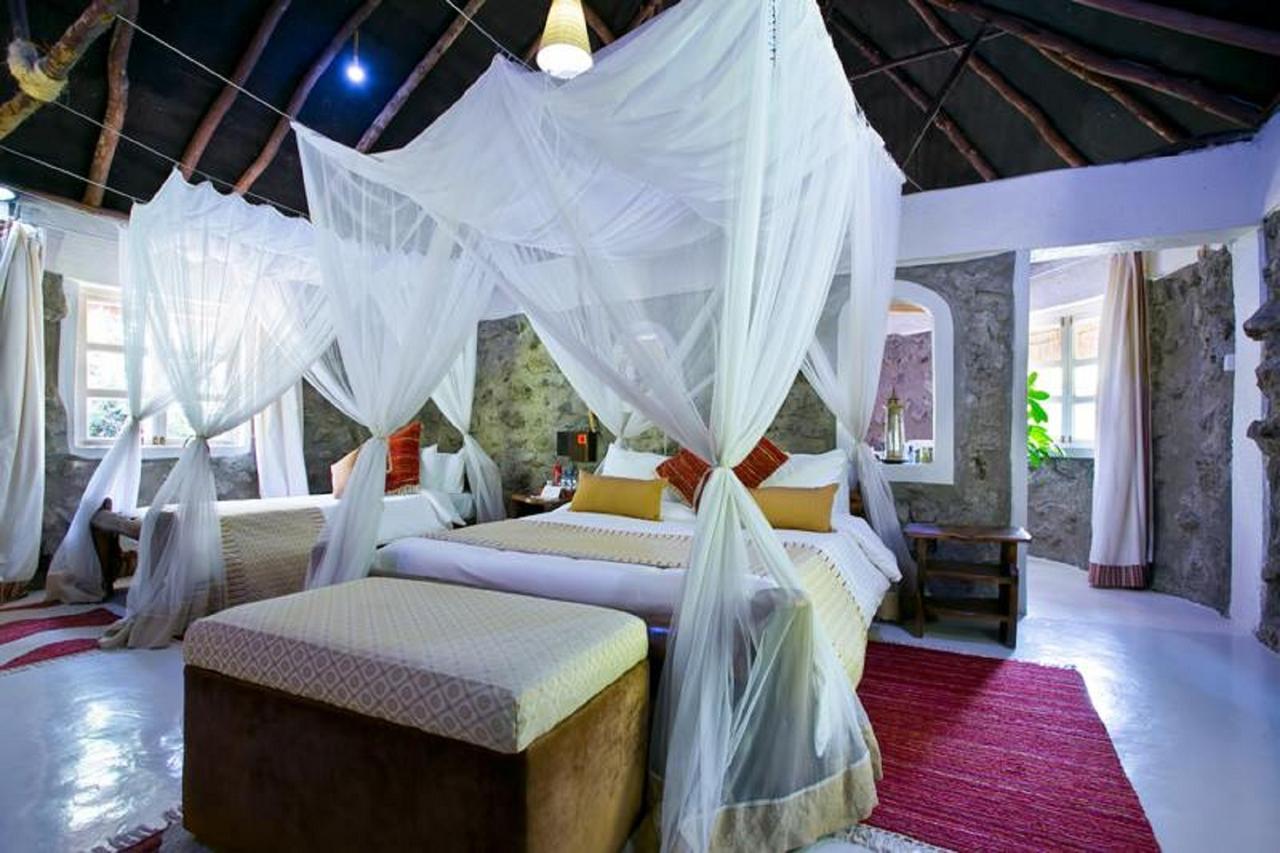Mbweha Camp Lake Nakuru Elmenteita Buitenkant foto