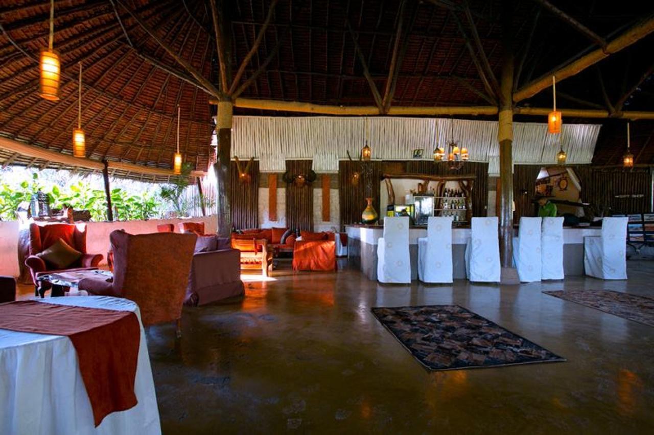 Mbweha Camp Lake Nakuru Elmenteita Buitenkant foto