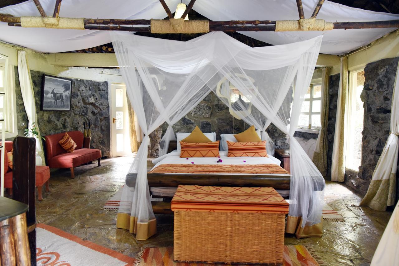 Mbweha Camp Lake Nakuru Elmenteita Buitenkant foto